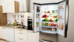 Inverter oder klassisch: So wählen Sie einen Kühlschrank, der nicht durch Lärm stört und Strom spart